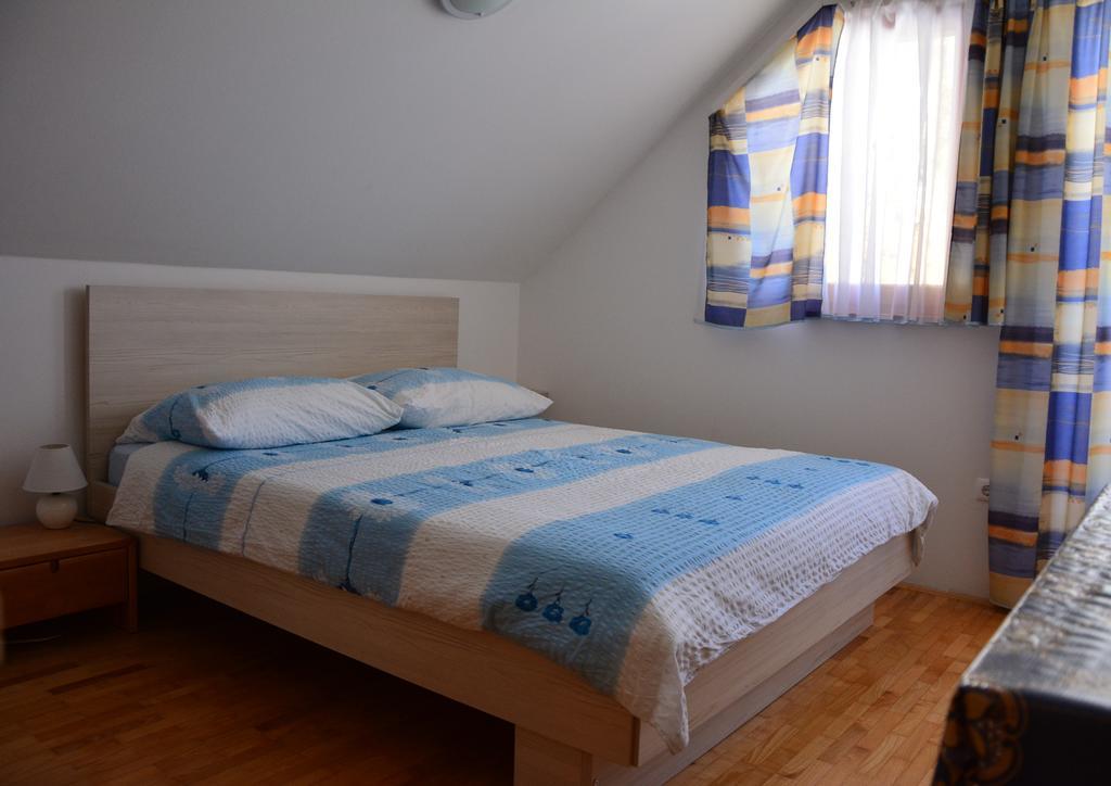 Apartments Gatej Церкно Экстерьер фото